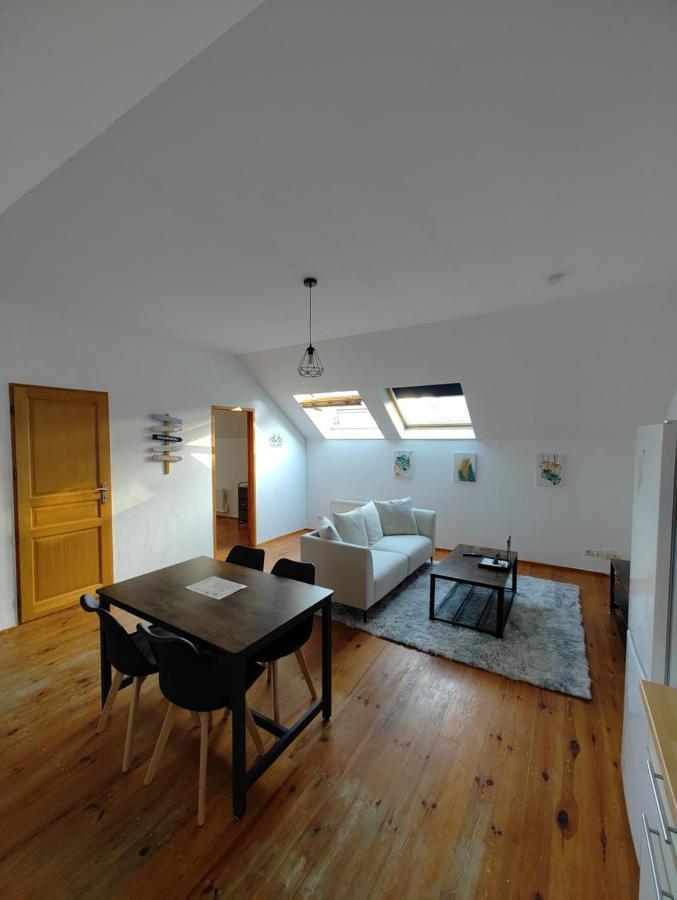 Cosy Appartement 2 Chambres Pont-de-l'Arche Exterior photo
